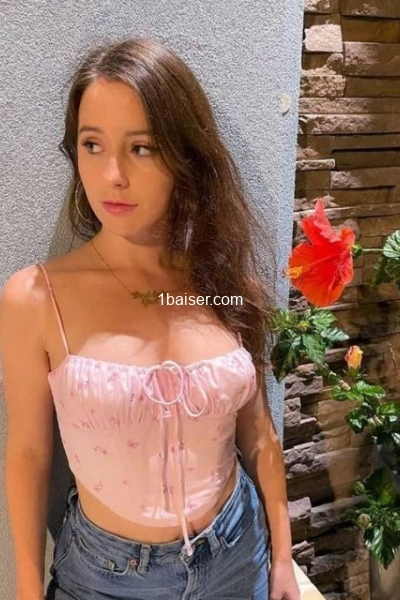 Parmella — Escort Clichy (1)