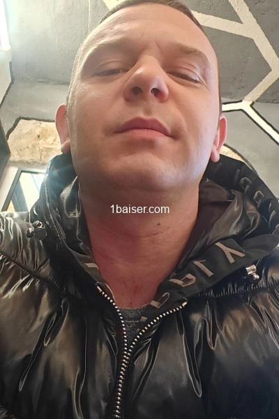 Homme bien équipé  — Escort Aix en Provence (1)