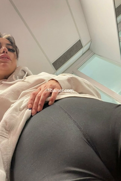 Lia — Escort Grenoble (1)