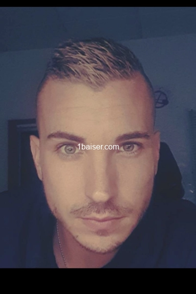 Arthur85 — Escort Vendee (1)
