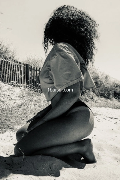 Maya Ladouce — Escort Strasbourg (1)