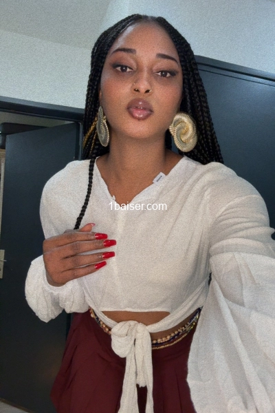 Tatiana_black_trans