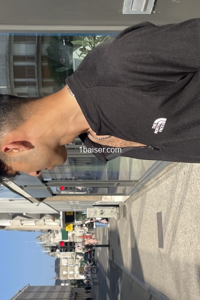 Khan — Escort Tours (1)