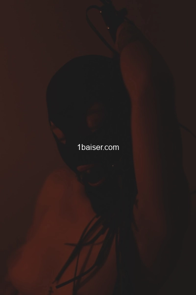 2 lesbiennes très chaudes