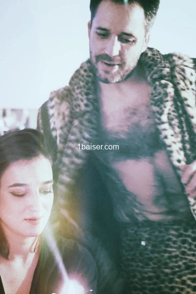 2forU — Escort Paris (1)