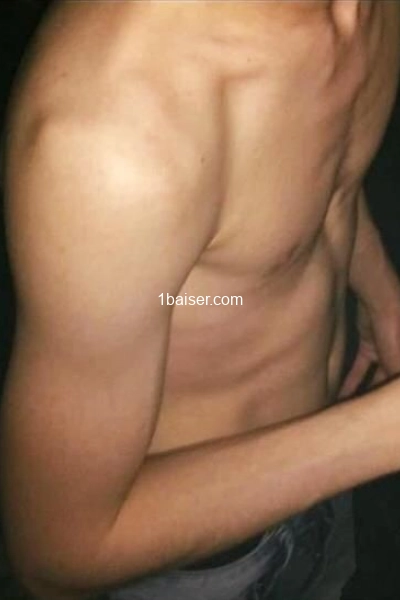 Minet pour homme mûr et généreux — Escort Paris (1)