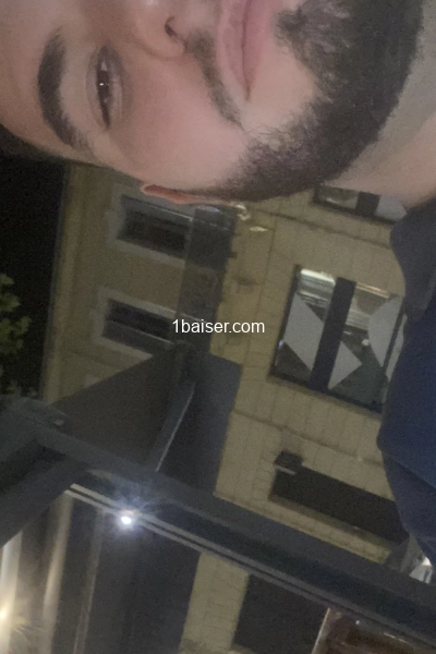 Cherche à passer 1nuit — Escort Bouches du Rhone (1)