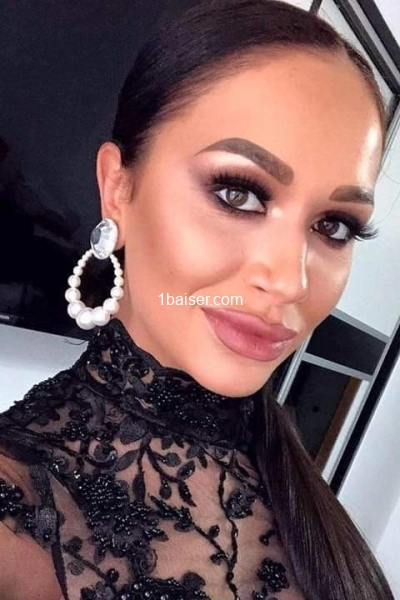 Irina-camerashow