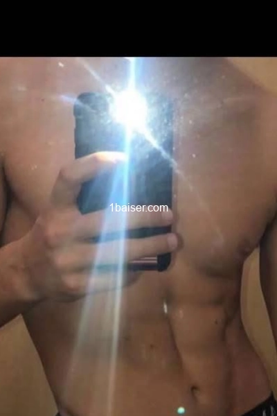Escort boy massage à Paris  — Escort Paris (1)