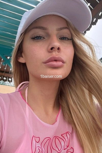 Carine — Escort Ain (1)