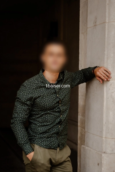 Logan – Votre Compagnon Privé à Paris — Escort Paris (1)