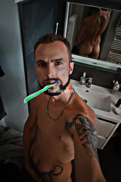 LucasCort — Escort Lot (1)