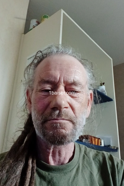 Recherche partenaire de 50 ans — Escort Indre (1)