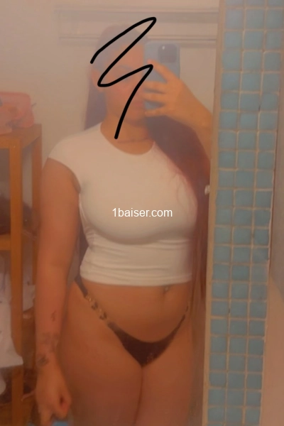 Jeune femme discrète  — Escort Paris (1)