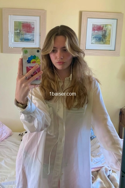 Ambre — Escort Angers (1)