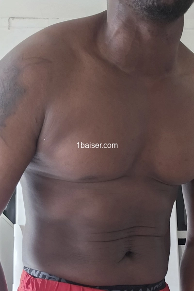 Raphaël  — Escort Paris (1)