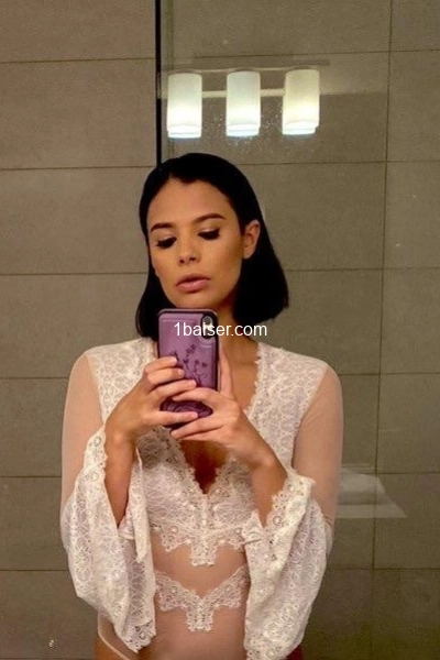 Jeni — Escort Paris (1)