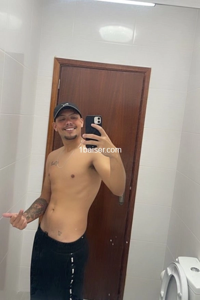 Erick 20 — Escort Clermont Ferrand (1)