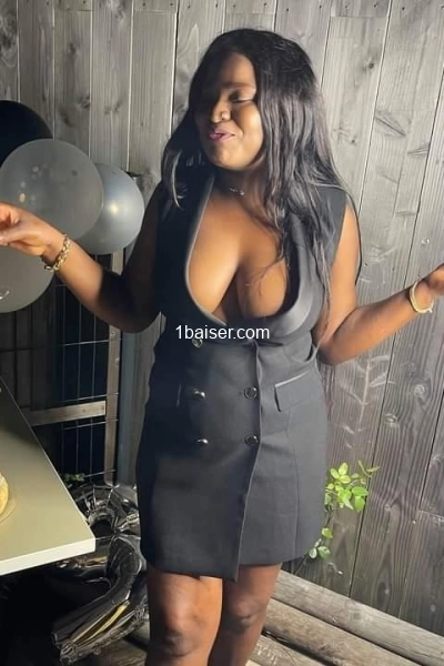 Fatou — Escort Montpellier (1)