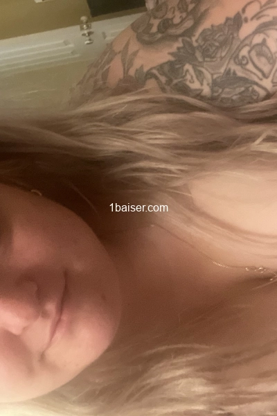 LT STARS — Escort Laval (1)