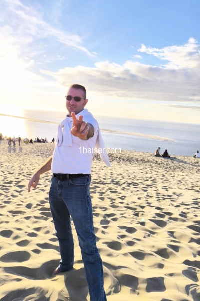 Escort boy très Sensuel 