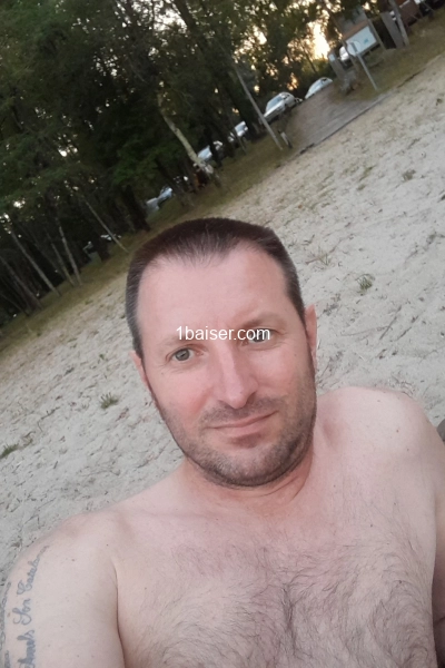 Escort boy très Sensuel 