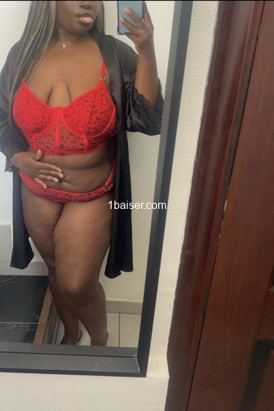 Aïssa belle sénégalaise ronde