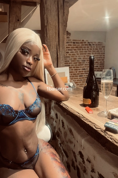 Many — Escort Eure (1)