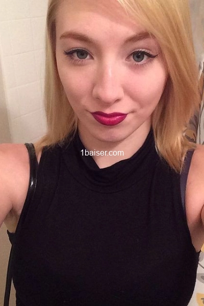Fille chaude disponible  — Escort Bordeaux (1)