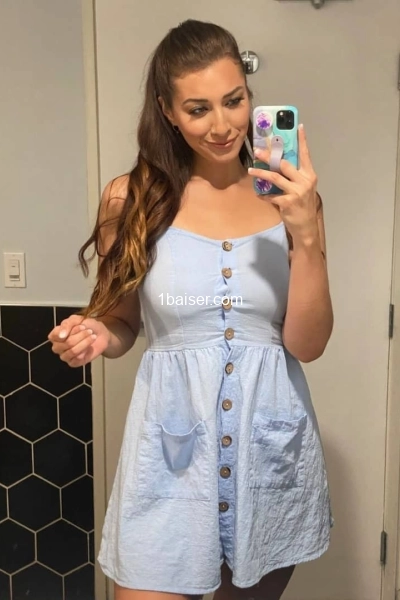 Nathaliee (1)