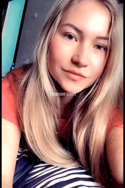 Laura11 — Escort Créteil (1)