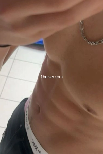 FaressseCams — Escort Paris (1)