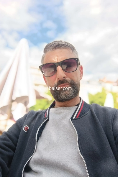 Antony  — Escort Béziers (1)