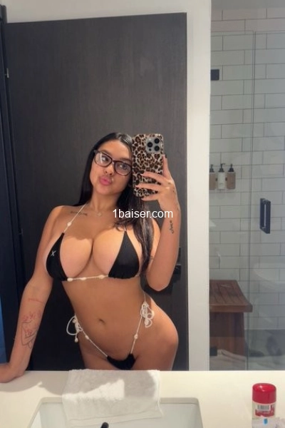 Larissa disponible — Escort Nantes (1)