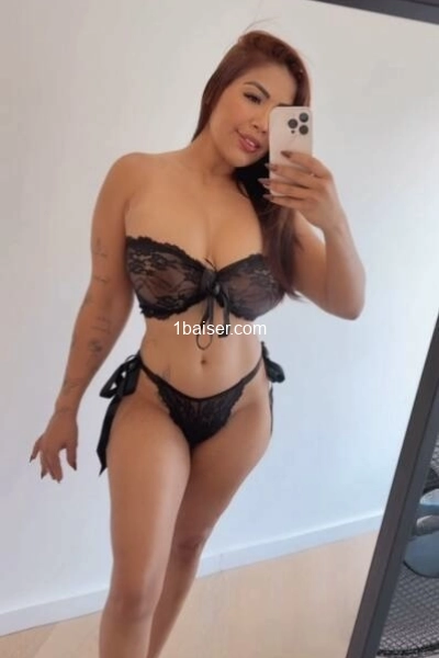 Lorie — Escort Allier (1)