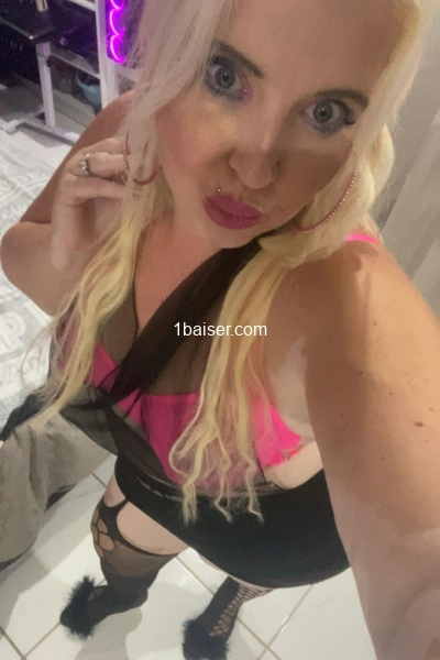 kellykiss71