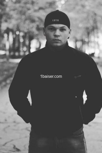 Jeune homme  — Escort Paris (1)