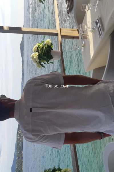 Escort boy Fontainebleau 