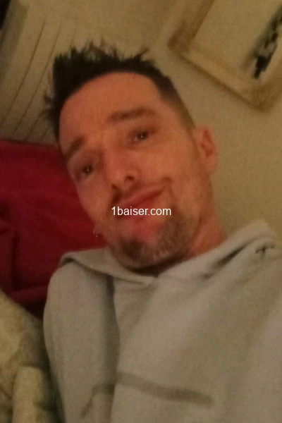 Max — Escort Loire Atlantique (1)