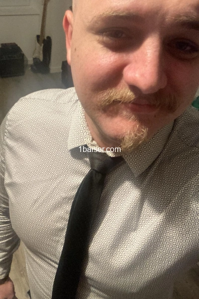 Escort masculin pour dames