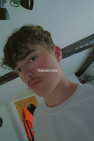 LOUKA Goutel — Escort Tours (1)
