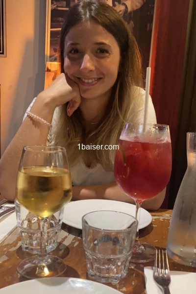 Escorte Chantilly / Maison Laffittes — Escort Oise (1)
