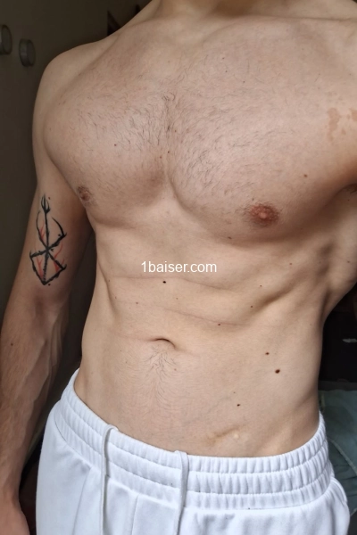Au service de vos plus grand désirs  — Escort Paris (1)