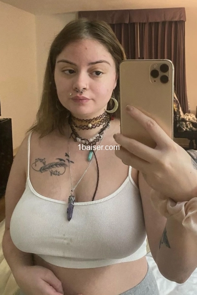 CHAUDASSE DISPONIBLE  — Escort Haut Rhin (1)