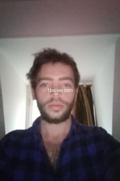 Eugene  — Escort Paris (1)