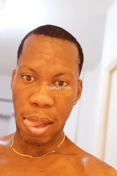 Blackmassage  — Escort Paris (1)