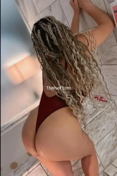 Escort in Gonesse : Naomy, Female (2/3)