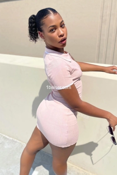 Mireille-Guezo — Escort Rennes (1)