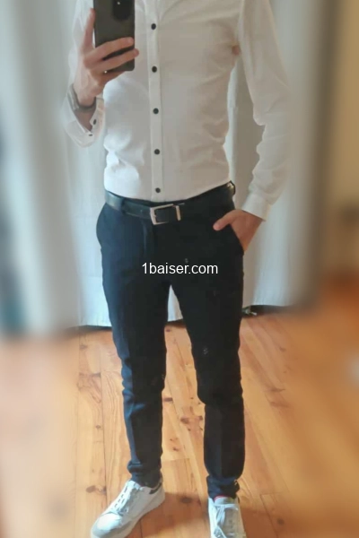 Service d'escorte boy / massage 