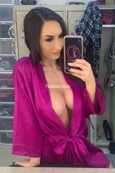 Karellia-Cindy — Escort Ajaccio (1)